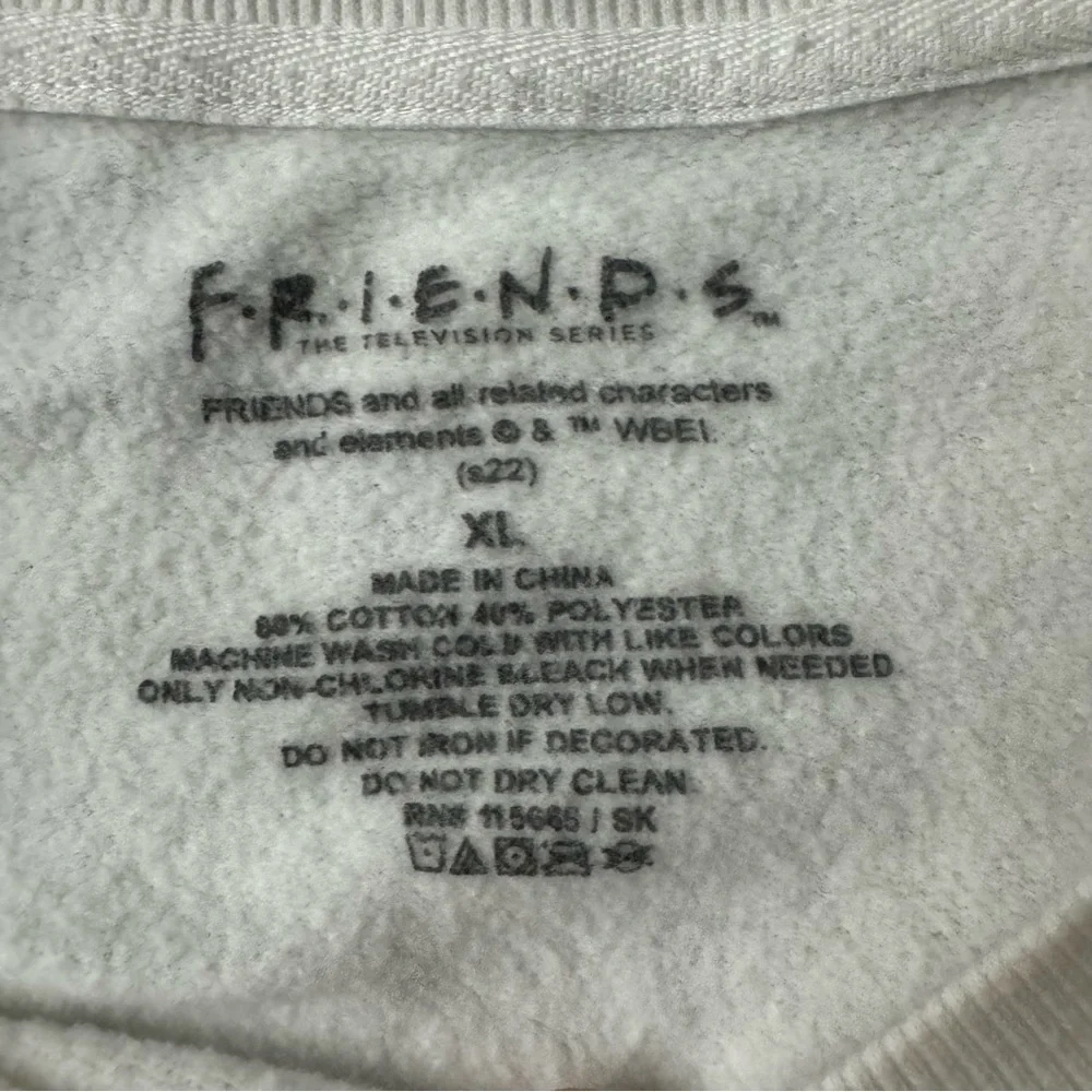 Friends‎ Tv Show Unisex Graphic Print Crewneck Sweater Size XL *Stain*